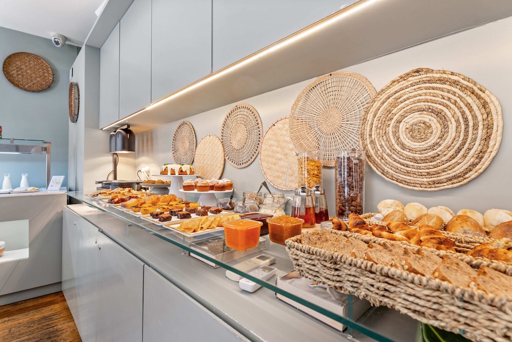 Casa dos Lóios by Shiadu by null