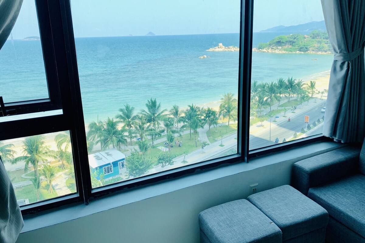 Apartment, 2 Bedrooms, Partial Ocean View | Desk, rollaway beds, free WiFi, bed sheets