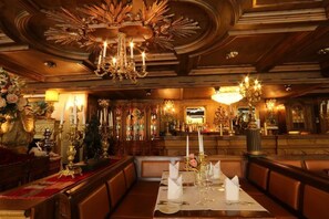 Restaurant - Schloss Fernsteinsee (Nassereith)