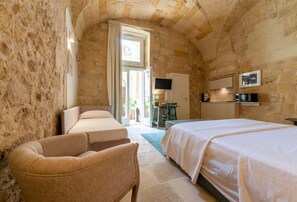 In-room safe, blackout drapes, travel crib, free WiFi - Lu Leccio (Lecce)