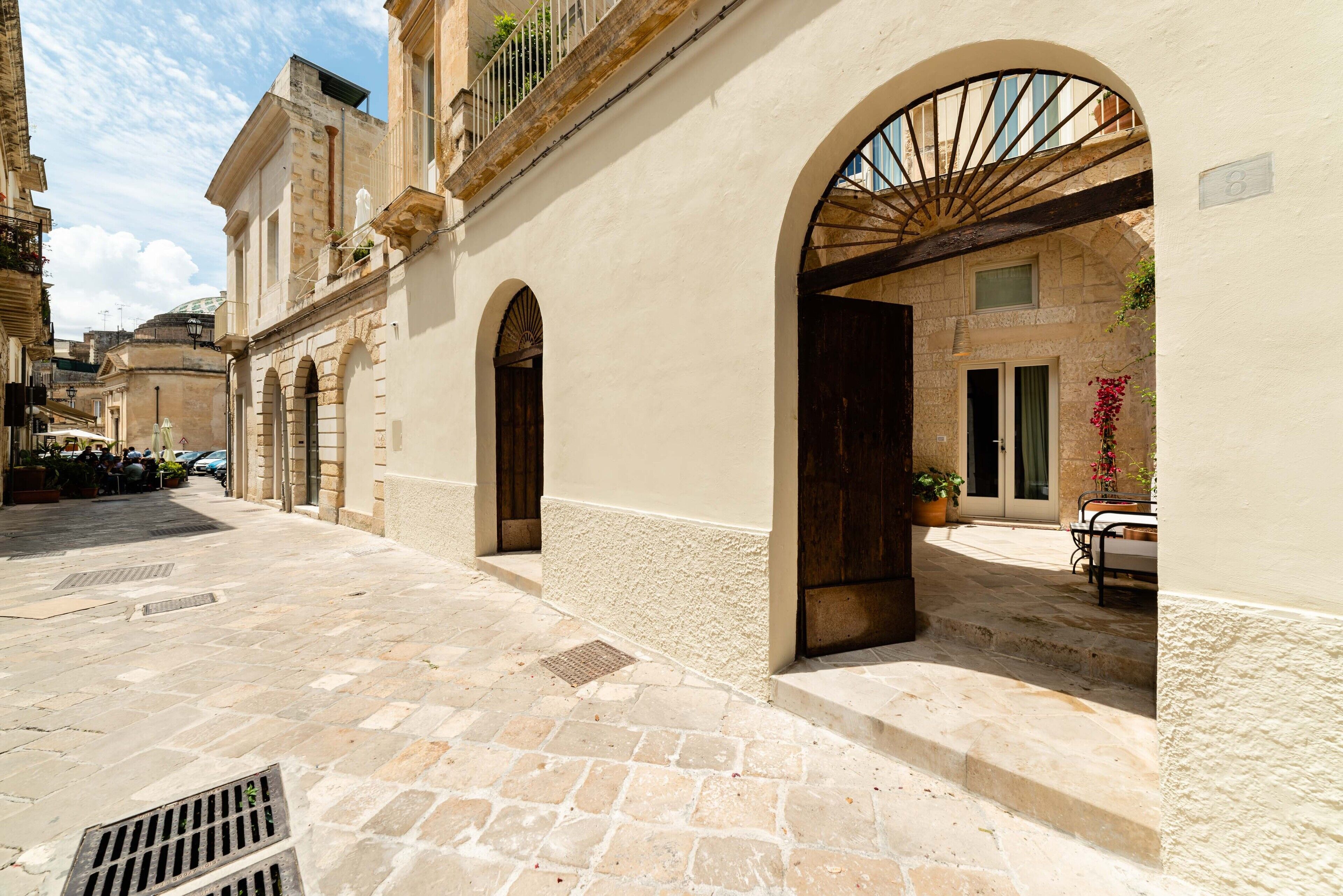 Junior Suite (Deluxe) | Terrace/patio