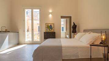 Junior Suite (Deluxe)