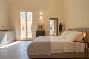 Junior-Suite (Deluxe) | Zimmersafe, Verdunkelungsvorhänge, Reisekinderbett, kostenloses WLAN