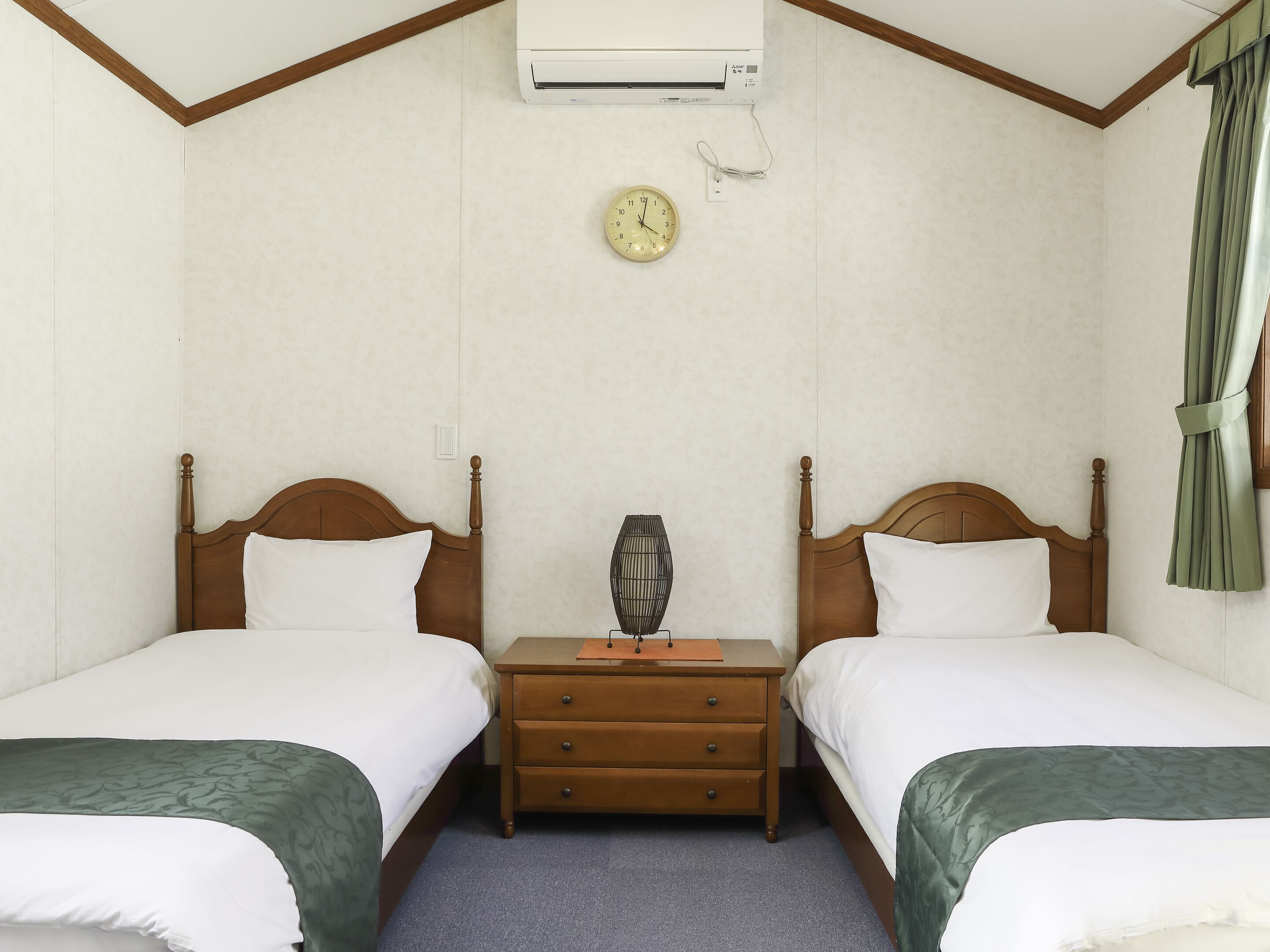 individually decorated, free wifi