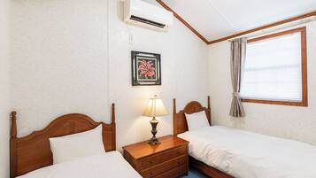 ์ํผ๋ฆฌ์ด ์ฝํฐ์ง | ๊ฐ๊ฐ ๋ค๋ฅธ ์คํ์ผ์ ์ธํ
๋ฆฌ์ด, ๋ฌด๋ฃ WiFi, ์นจ๋ ์ํธ