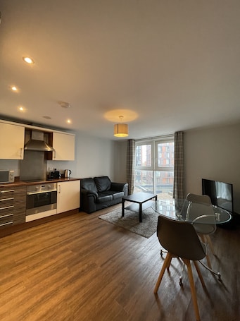 Apartment, 1 Bedroom | 2 bedrooms, iron/ironing board, free WiFi, bed sheets