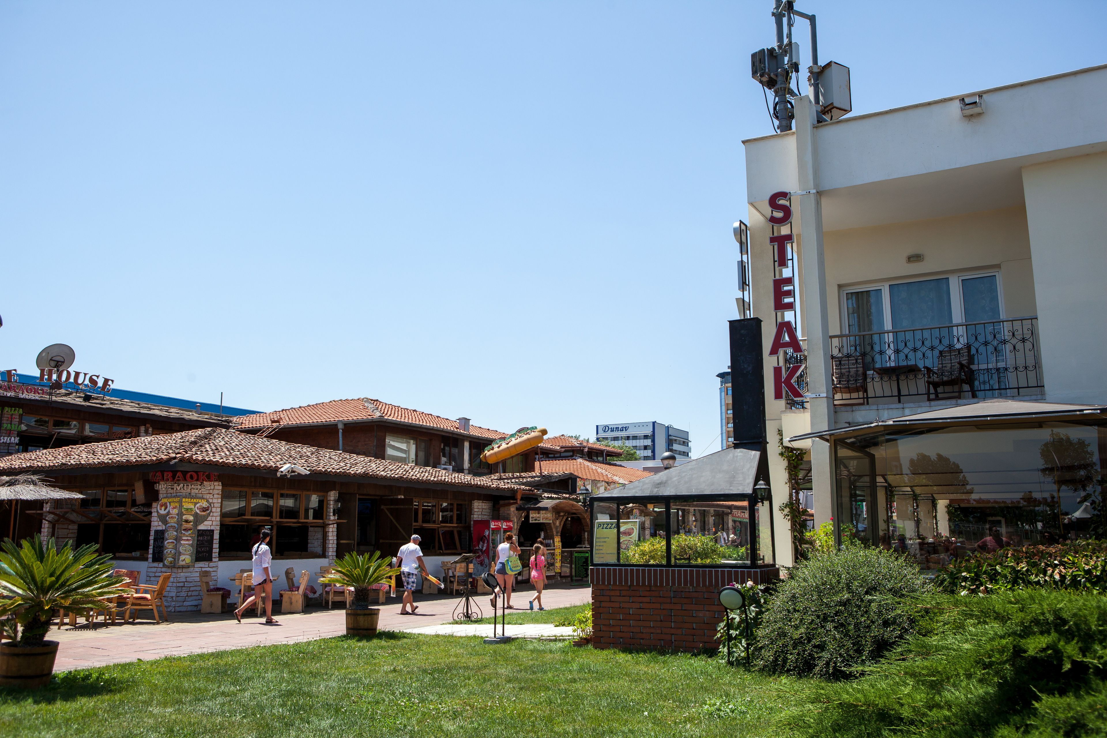 Photo - Lotus Family Hotel - Free Parking