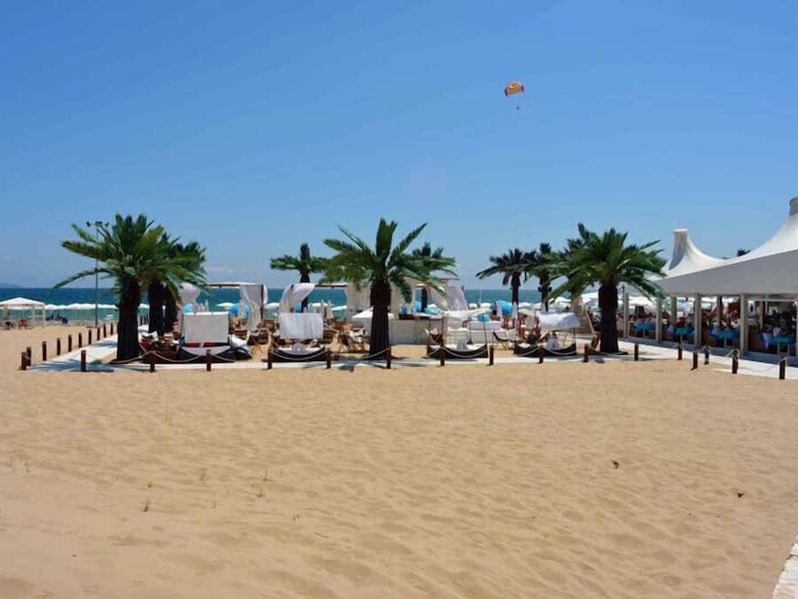 Massages on the beach