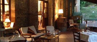 UNA Hotels Monterufoli Wine Country