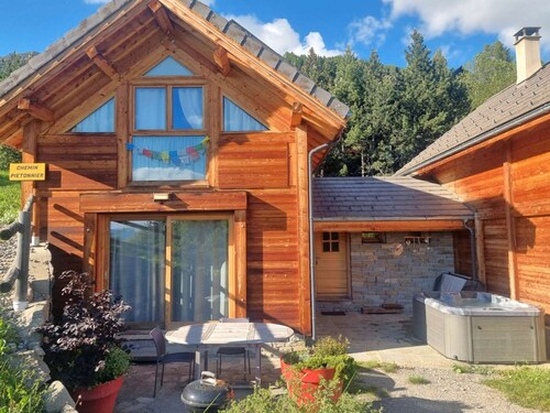 Chalet avec SPA et Terrasse Sud - 6 Pers, Animaux Bienvenus, St-Michel-de-Chaillol