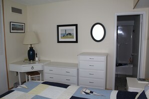 1 bedroom - Captivating Ocean View! (Rehoboth Beach)