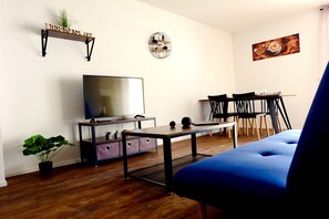 Smart TV, stereo