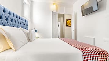 Double or Twin Room | 1 bedroom, hypo-allergenic bedding, minibar, in-room safe