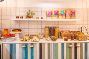 Gratis frukost med lokala rätter varje dag 