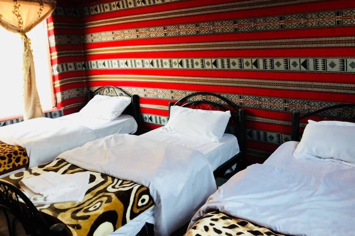 Luxury-Zelt, 3 Einzelbetten, eigenes Bad | Wohnzimmer