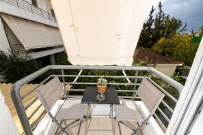 Economy Triple Room, Non Smoking, Ensuite (R12) | Balkoni