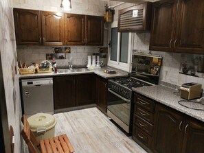 Fridge, microwave, oven, dishwasher