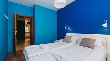 2 habitaciones, ropa de cama de alta calidad y escritorio