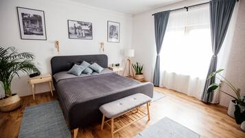 Grand Apartment, Multiple Beds, Garden View