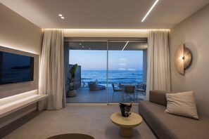 Sunset Suite - One Bedroom with Private Pool and Beach Access | 客房景观