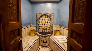 Couples treatment room(s), hot stone massages, massages