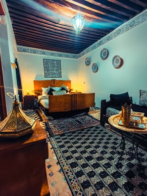 Basic-Zimmer, Nichtraucher | Hochwertige Bettwaren, Schreibtisch, schallisolierte Zimmer