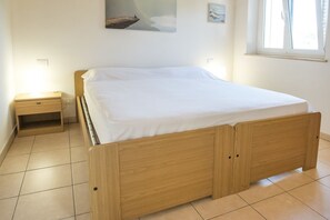 1 habitación y ropa de cama 