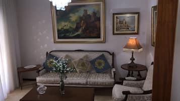 スマートテレビ、テレビゲーム、DVD プレーヤー、ビデオライブラリ