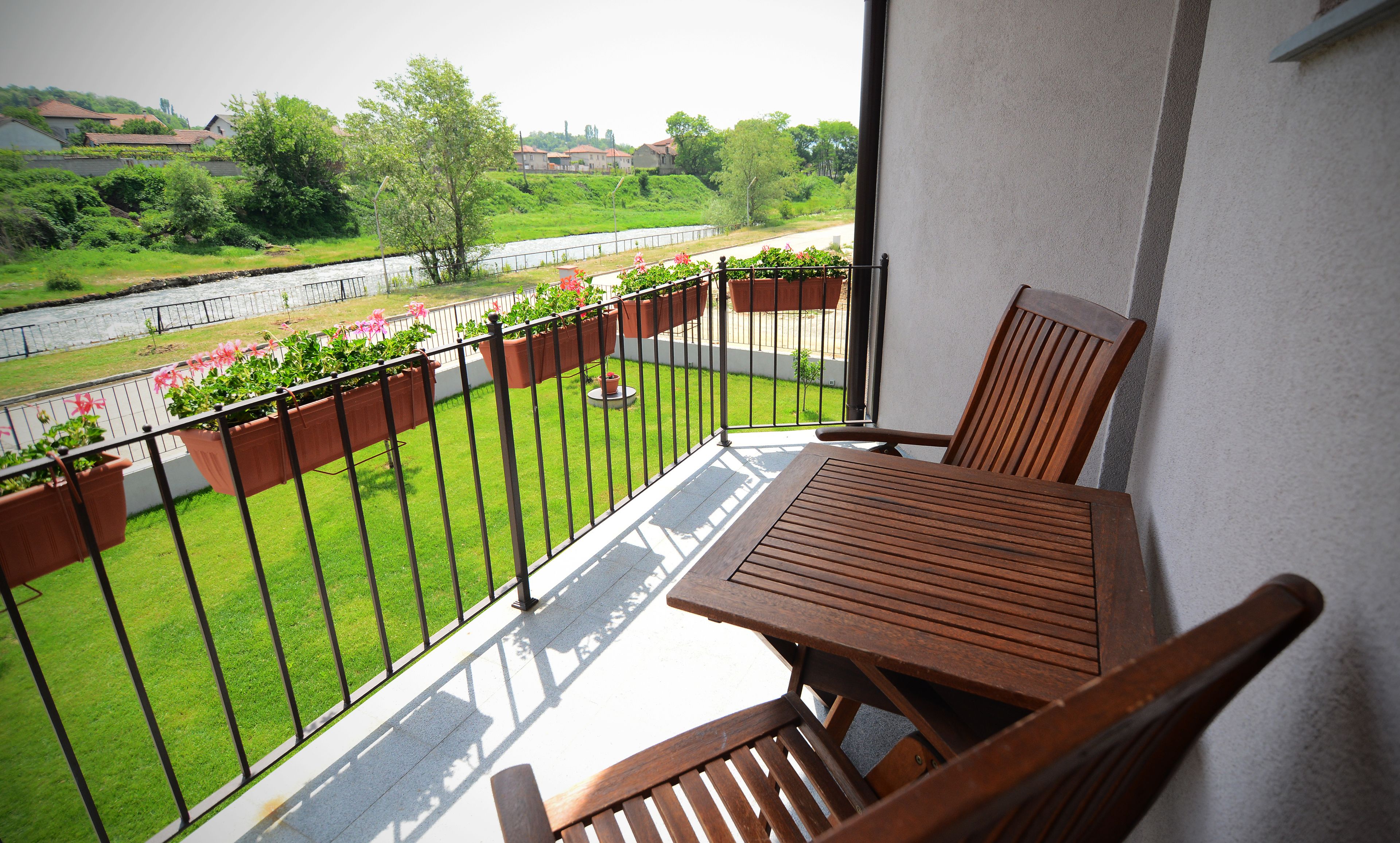 Classic Room, 2 Twin Beds, River View | Balcony