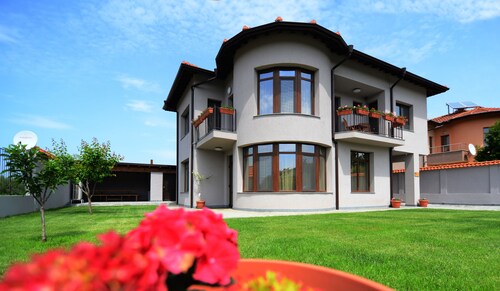 Katerina Guest House