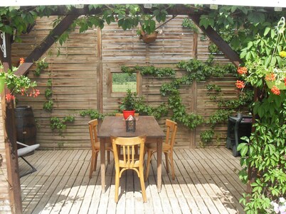 Encantador casa de campo independiente con mascotas permitidas