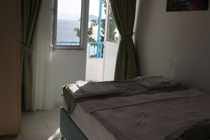 Standard Double Room, Sea View | 1 bedroom, iron/ironing board, free WiFi, bed sheets - Saranda Beach Pansiyon (Marmaris)