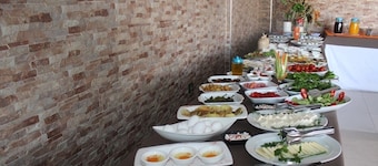 şahin otel