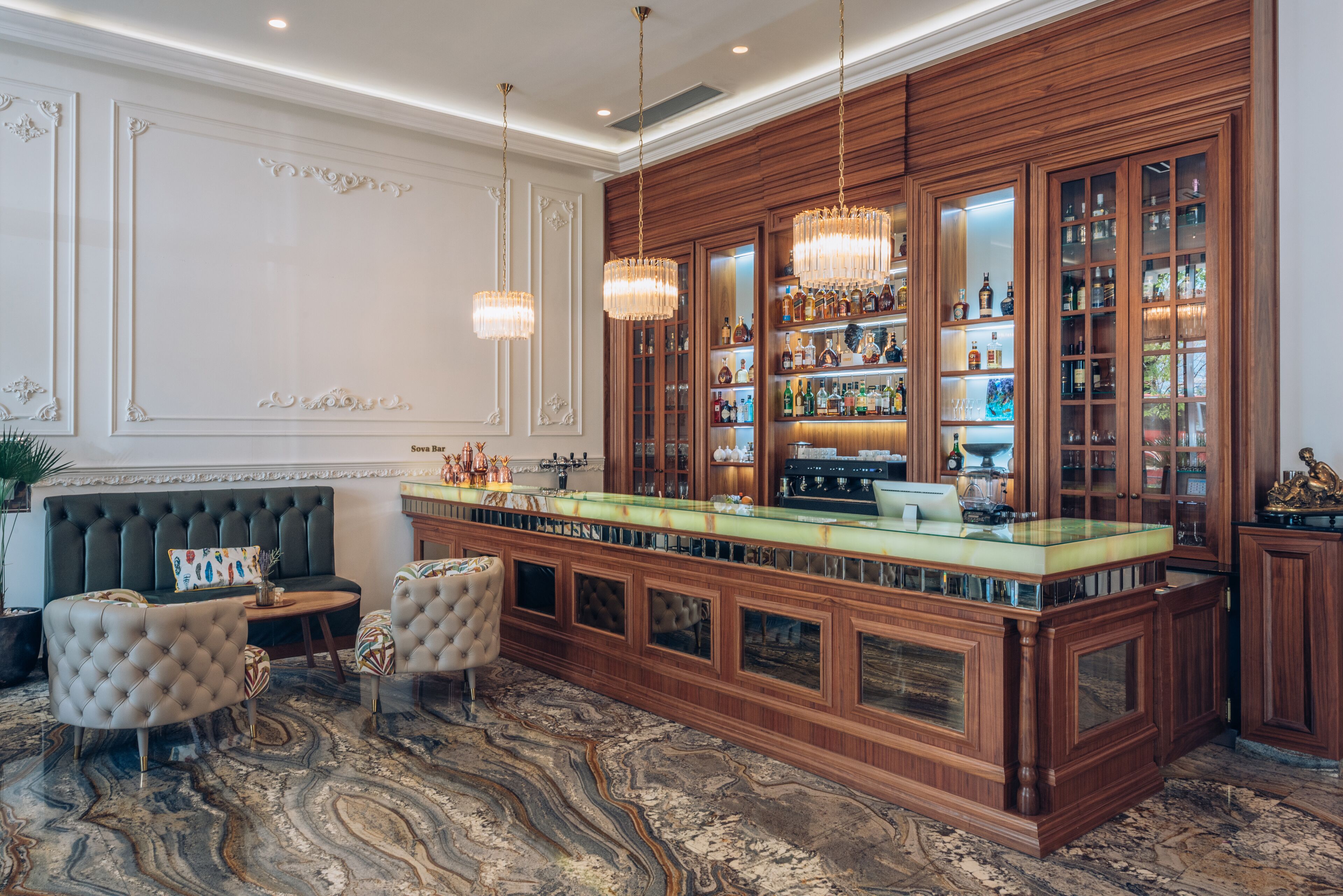 breakfast, lunch and dinner served