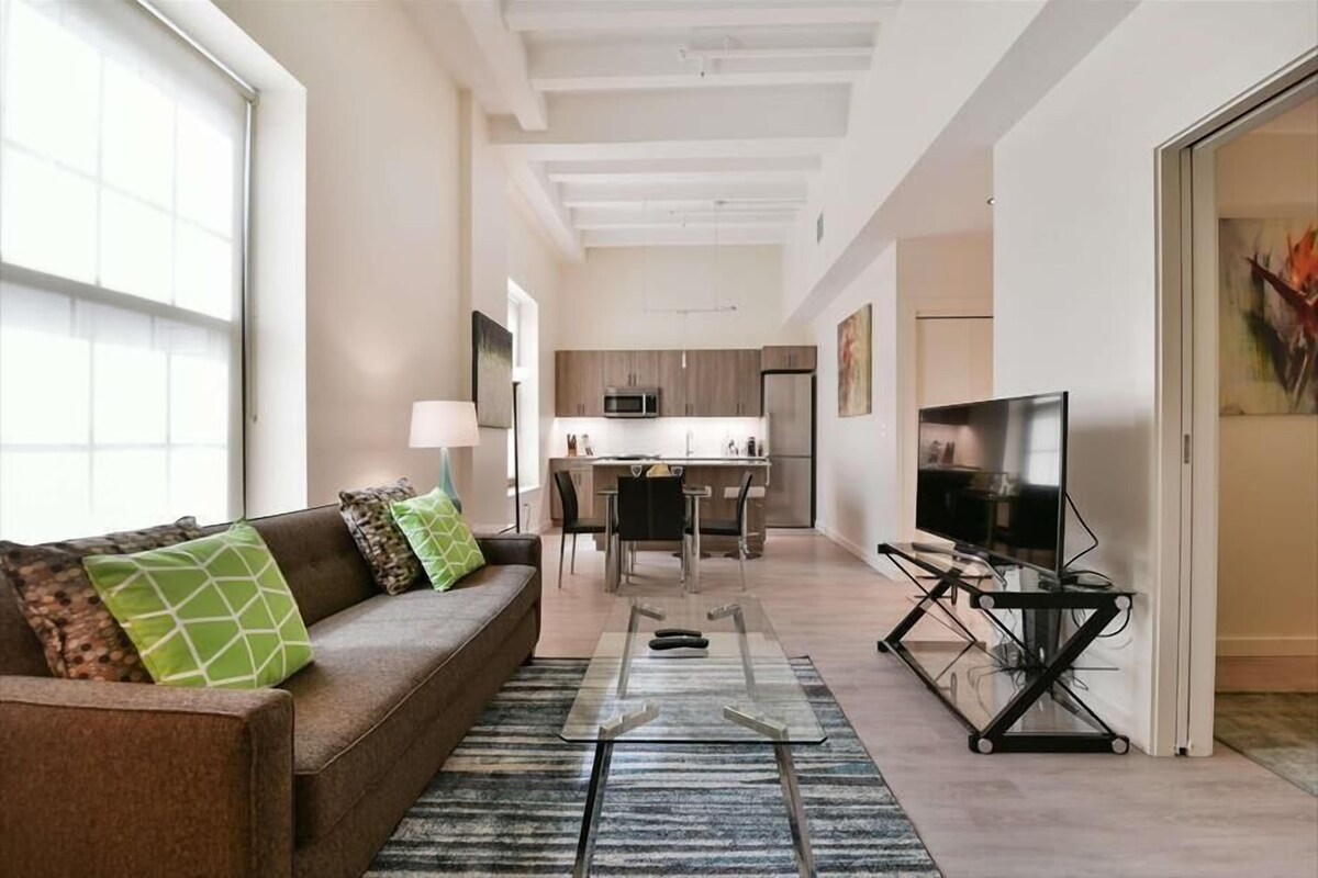 Bostons Best Location! 1BR w/ AC/Heat & Wifi | Downtown