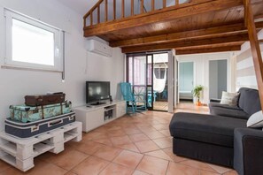 TV - Apartment in Vilamoura (Vilamoura)
