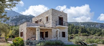 Villa Lagoudi Stone House