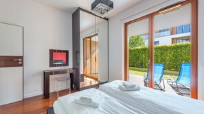 Apartment (2, ul Wiktora Roszczynialskiego 4) | Iron/ironing board, free WiFi, bed sheets - Apartamenty Sun & Snow Nowe Orłowo (Gdynia)