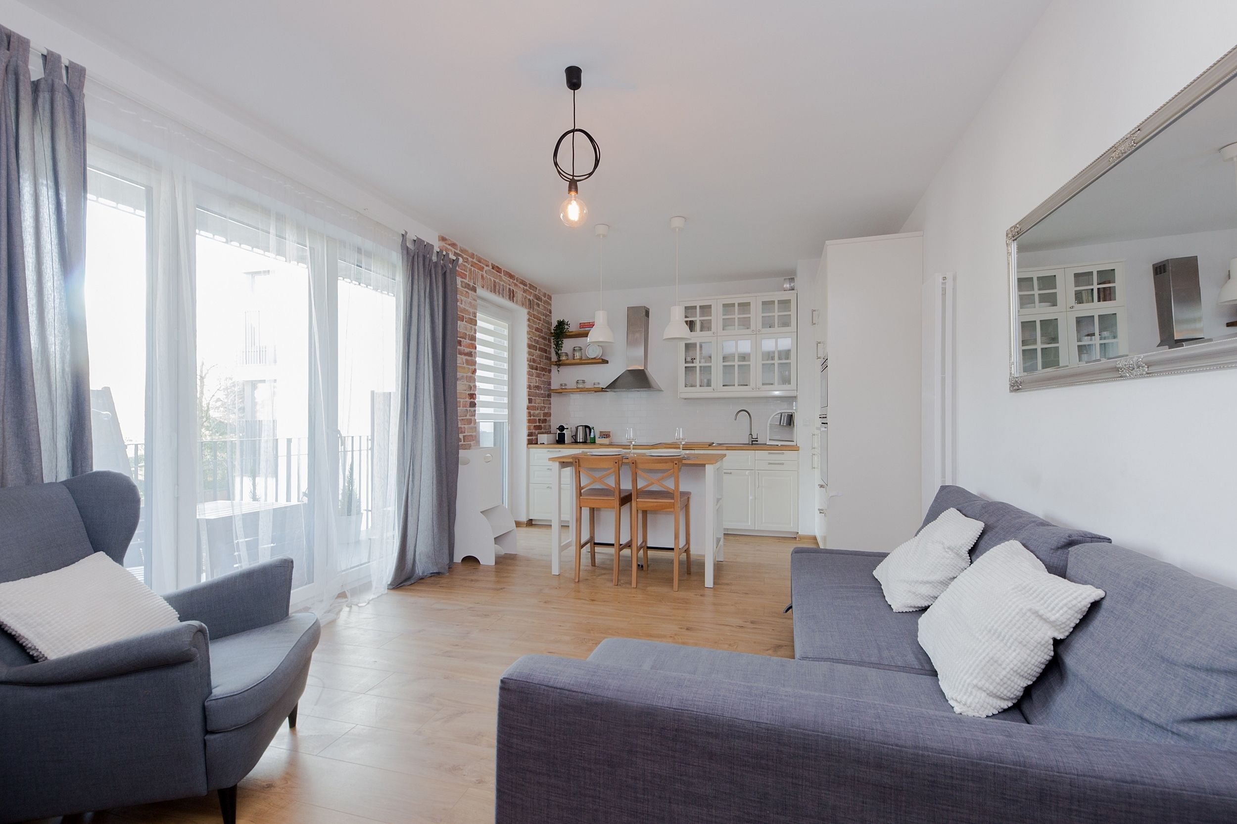 Comfort Apartment, Courtyard View | Premium bedding, laptop workspace, iron/ironing board, free WiFi