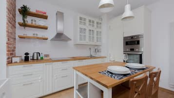 Comfort Apartment, Courtyard View | Private kitchen | Espresso maker, coffee/tea maker, full-sized fridge, microwave