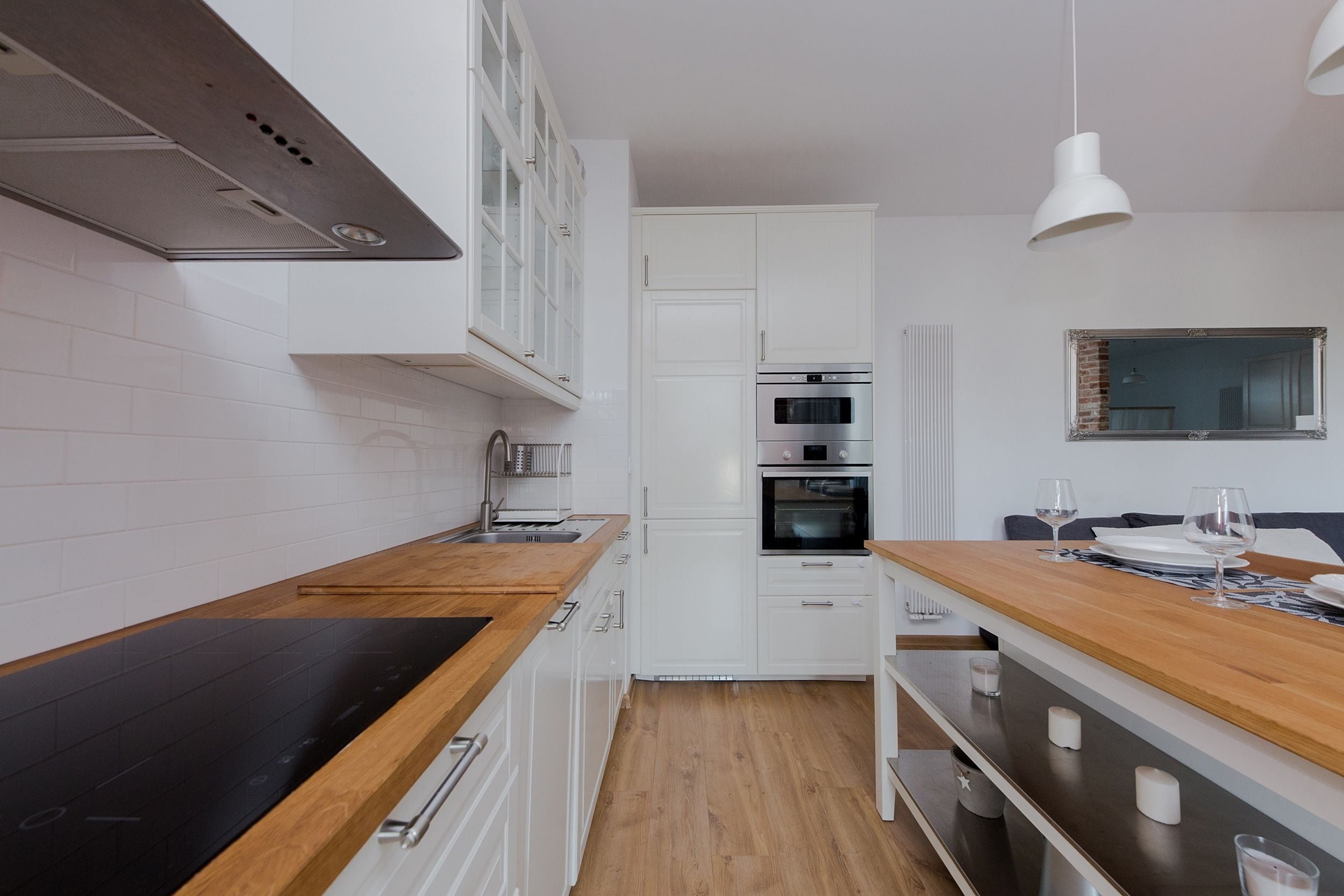 Comfort Apart Daire, Avlu Manzaralı | Özel mutfak | Tam boy buzdolabı, mikrodalga fırın, fırın, set üstü ocak 