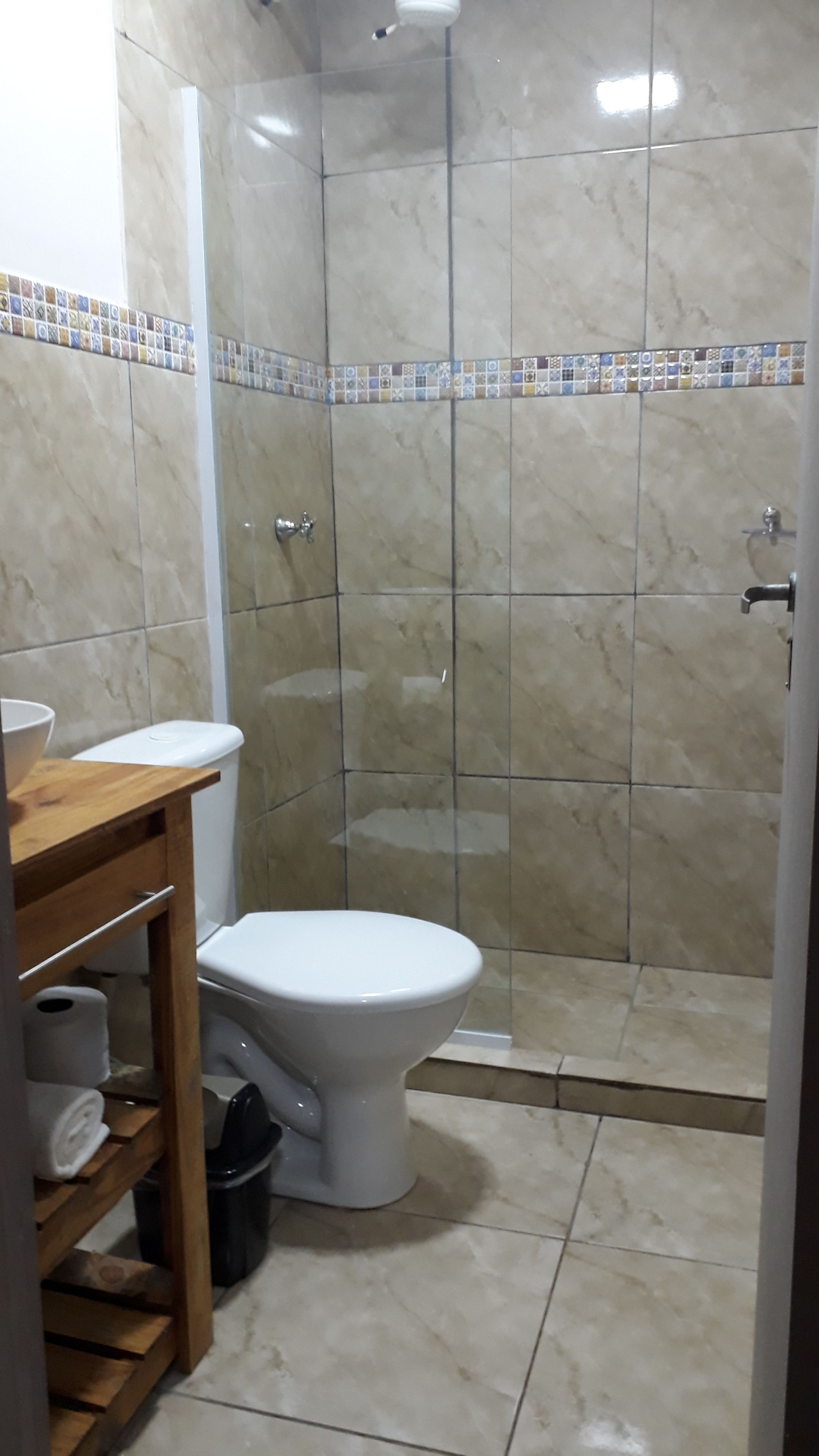 standard double room, 1 queen bed, pool view | bathroom | shower, rainfall showerhead, free toiletries, towels