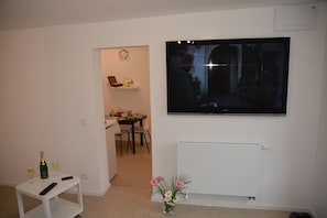 Apartamento (1) | Individualmente decorados, escrivaninha