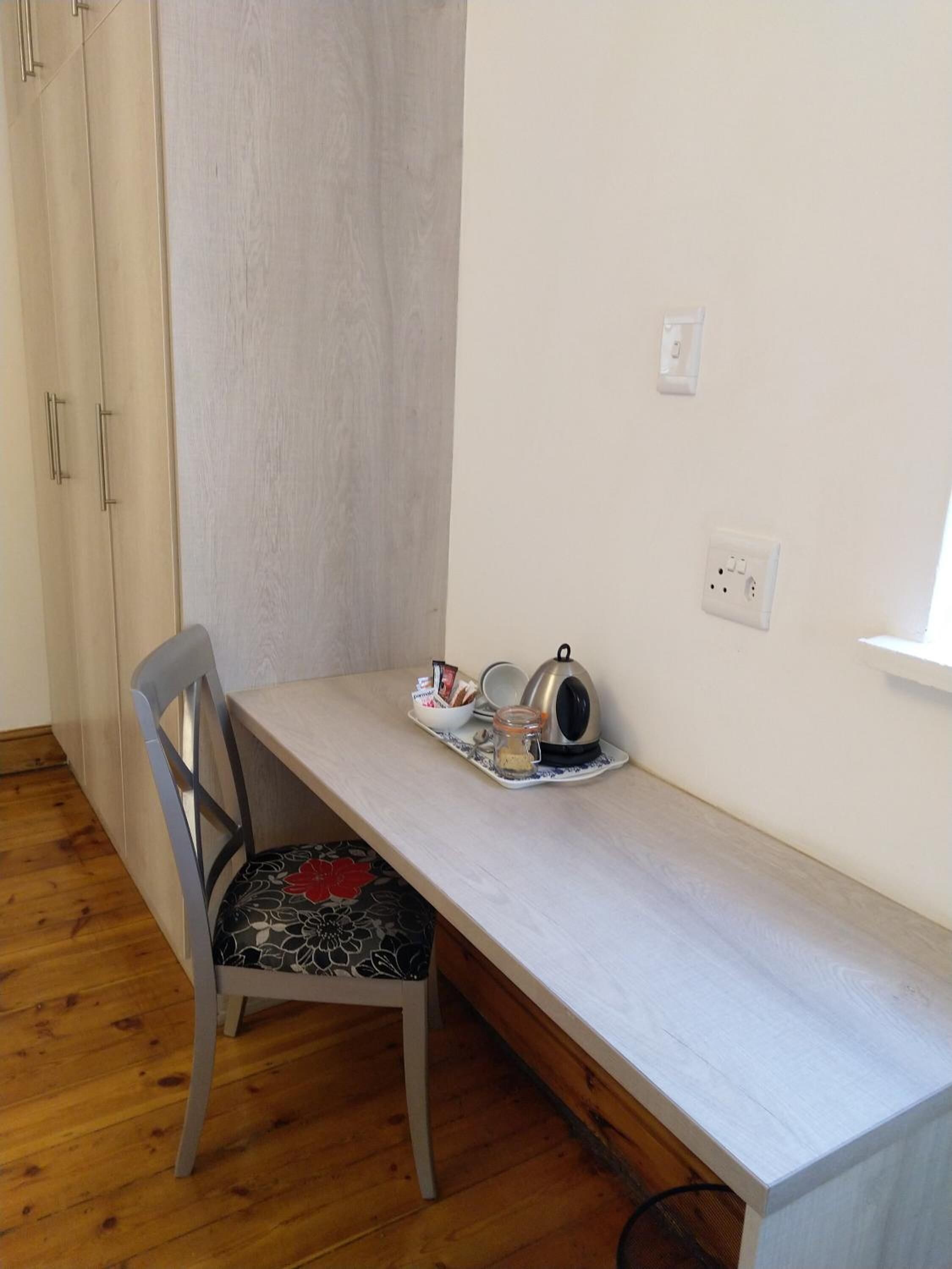 in-room safe, desk, laptop workspace, free wifi