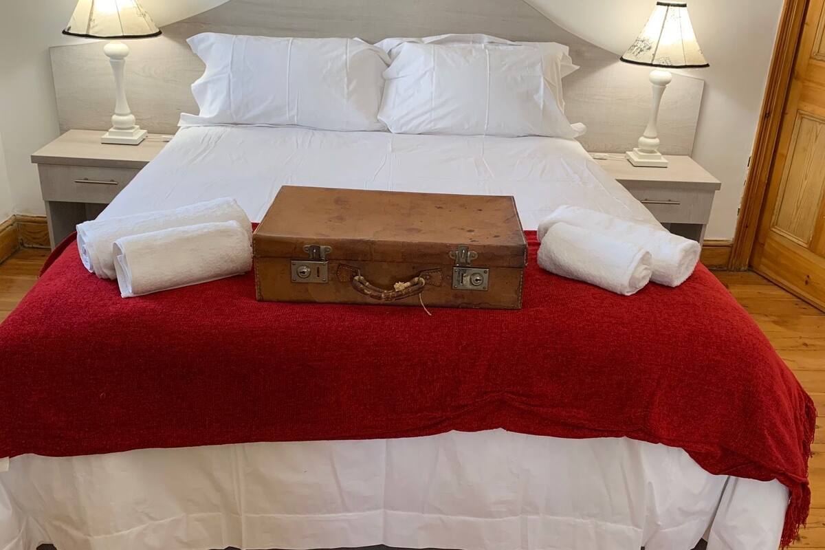 In-room safe, desk, laptop workspace, WiFi (free)