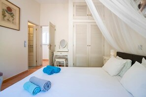 4 bedrooms, desk, iron/ironing board, travel crib - Stunning Views of the Algarve and the Ocean (São Bras de Alportel)