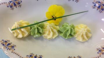 Lunch and dinner served, local cuisine