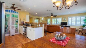 TV - 128-conch House (Captiva)