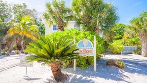 Property grounds - 128-conch House (Captiva)