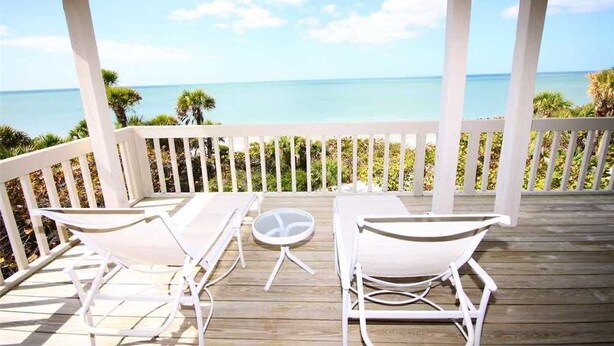 Balcony - 214-skylark (Captiva)